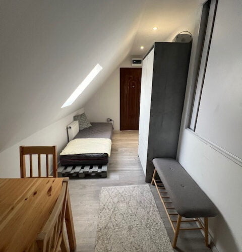 Słonaczna kawalerka w Lesznie do wynajęcia